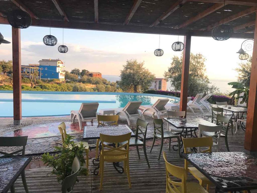 Newly Renovated Olive Apartmán *