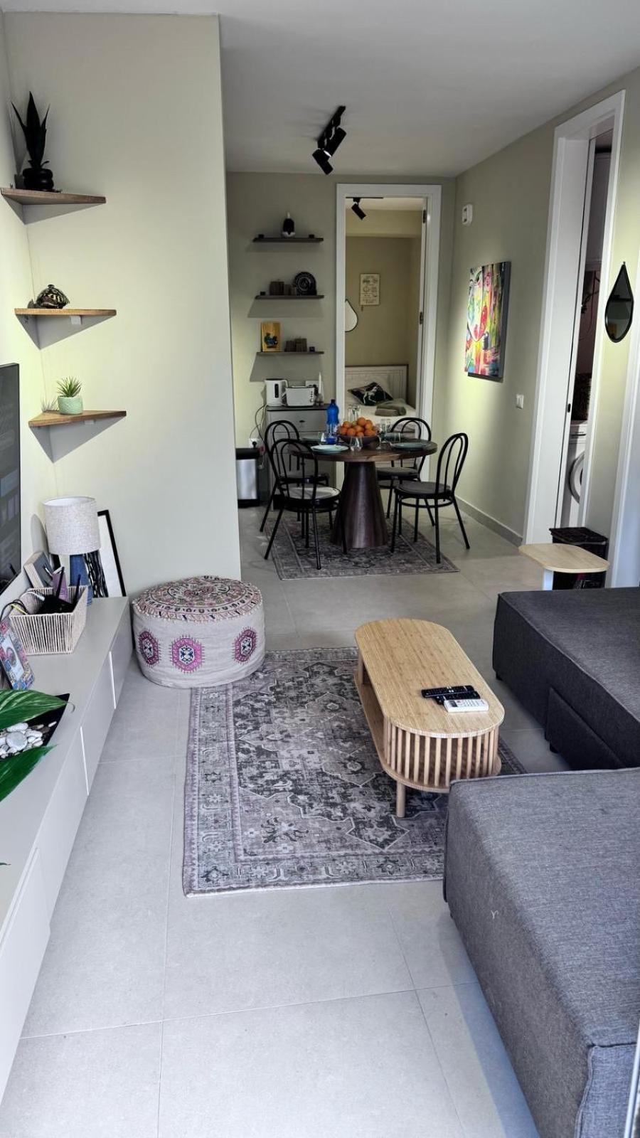 Newly Renovated Olive